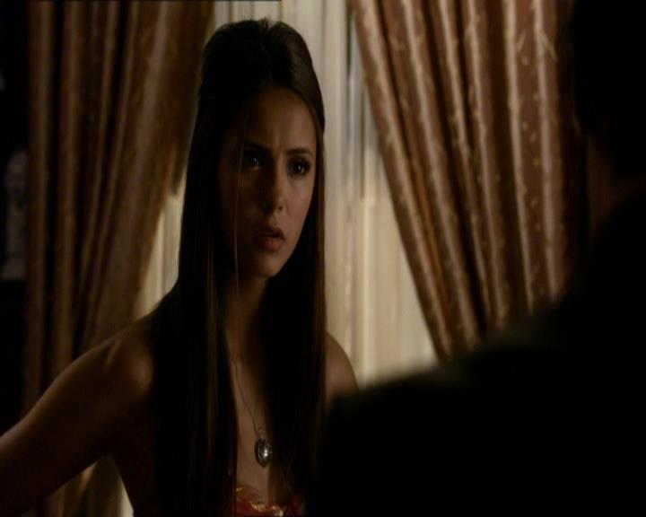 VampireDiariesWorld_dot_org-104FamilyTies1373.jpg