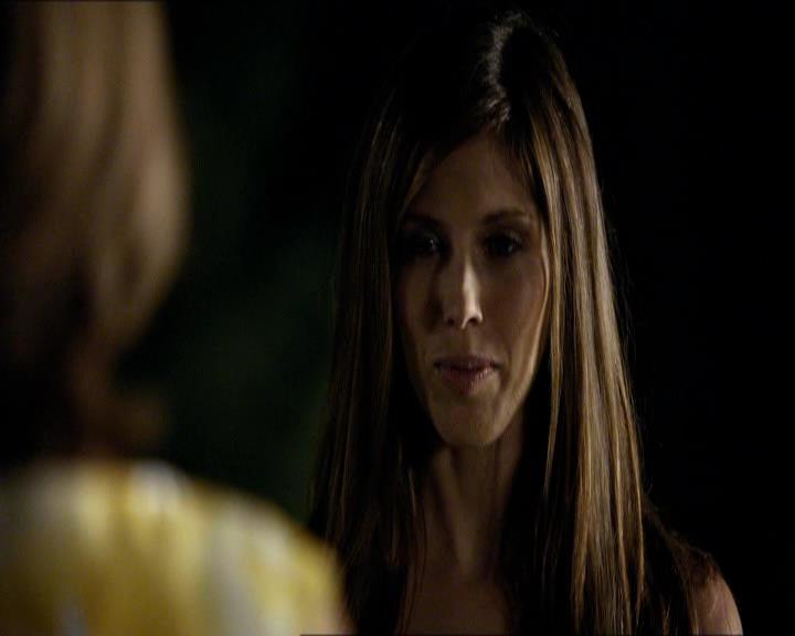 VampireDiariesWorld_dot_org-104FamilyTies1466.jpg