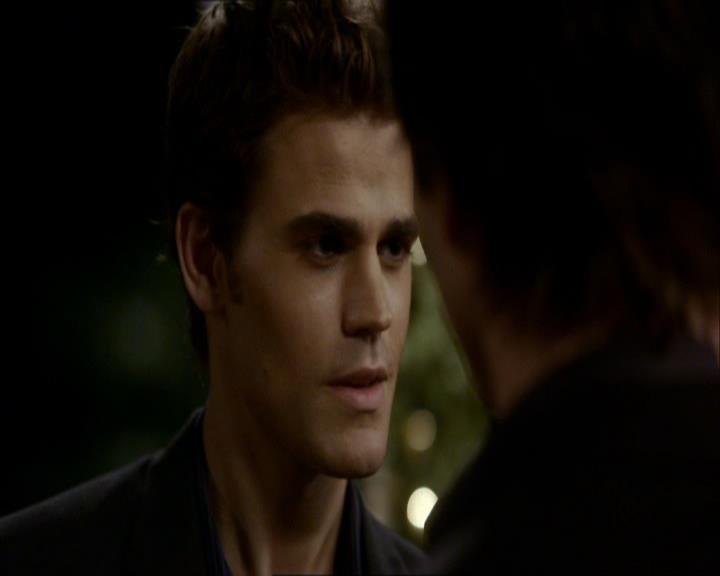 VampireDiariesWorld_dot_org-104FamilyTies1532.jpg