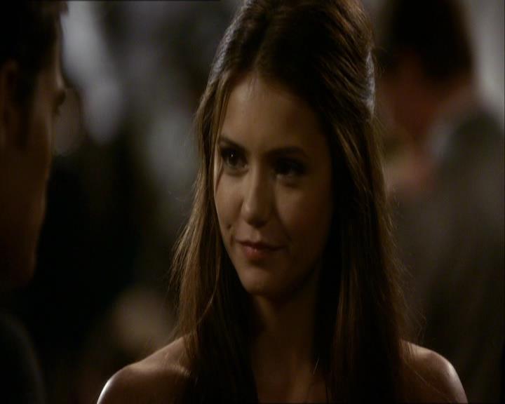 VampireDiariesWorld_dot_org-104FamilyTies1533.jpg