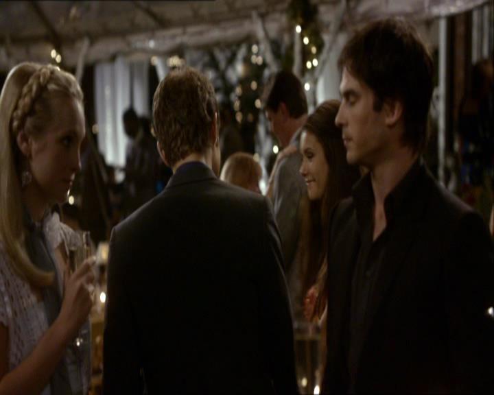 VampireDiariesWorld_dot_org-104FamilyTies1540.jpg