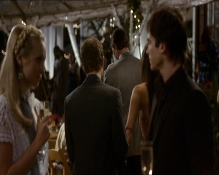 VampireDiariesWorld_dot_org-104FamilyTies1541.jpg