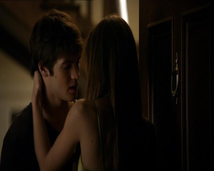 VampireDiariesWorld_dot_org-104FamilyTies2079.jpg