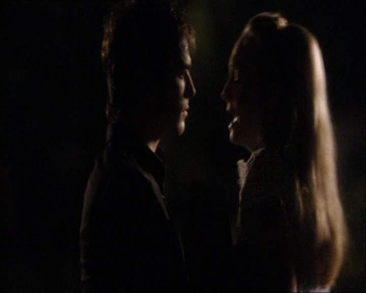 VampireDiariesWorld_dot_org-104FamilyTies2089.jpg