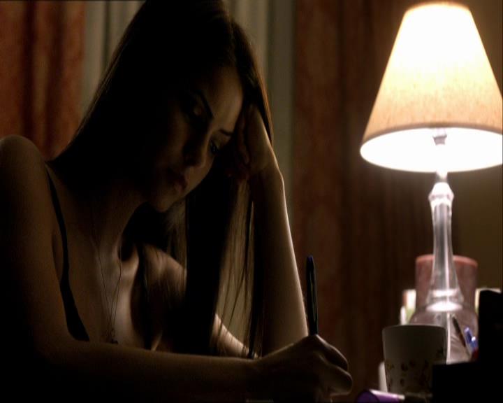 VampireDiariesWorld_dot_org-105YoureUndeadToMe0680.jpg