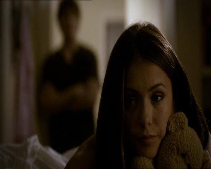 VampireDiariesWorld_dot_org-105YoureUndeadToMe0733.jpg