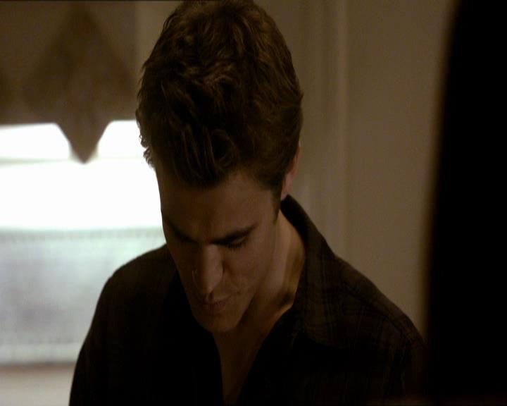 VampireDiariesWorld_dot_org-105YoureUndeadToMe0802.jpg