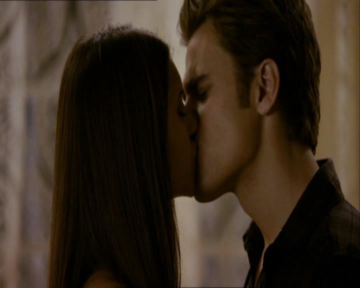 VampireDiariesWorld_dot_org-105YoureUndeadToMe0991.jpg