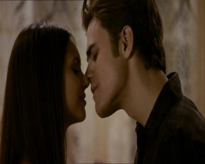 VampireDiariesWorld_dot_org-105YoureUndeadToMe0994.jpg