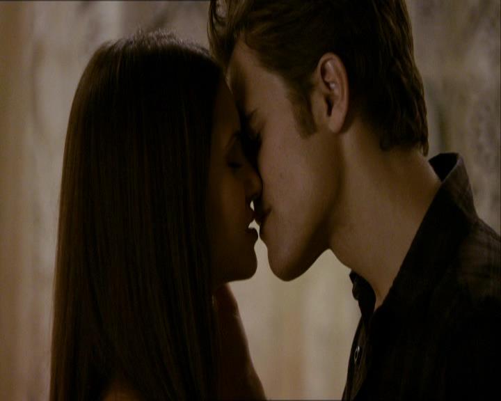 VampireDiariesWorld_dot_org-105YoureUndeadToMe0999.jpg