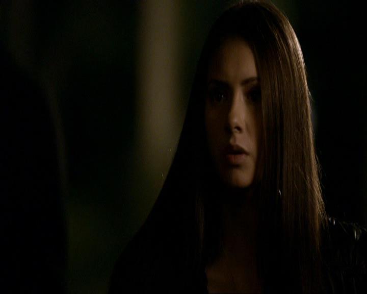 VampireDiariesWorld_dot_org-106LostGirls0093.jpg