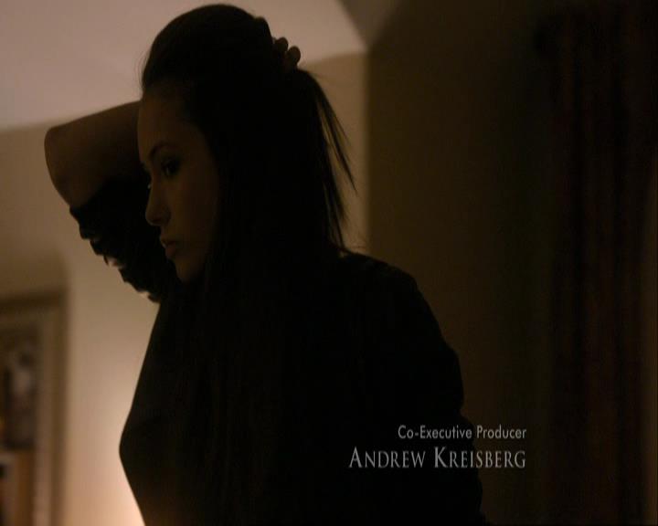 VampireDiariesWorld_dot_org-106LostGirls0203.jpg