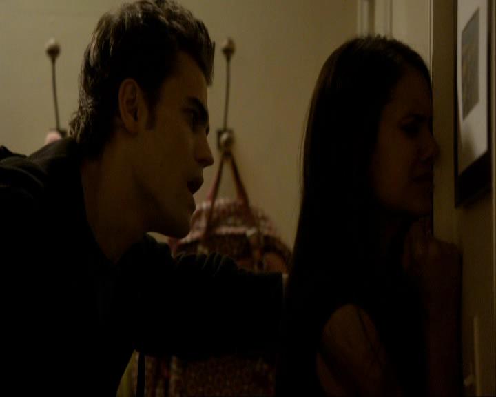 VampireDiariesWorld_dot_org-106LostGirls0212.jpg