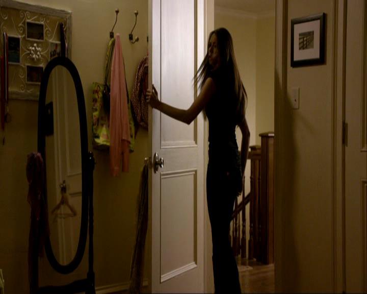 VampireDiariesWorld_dot_org-106LostGirls0266.jpg