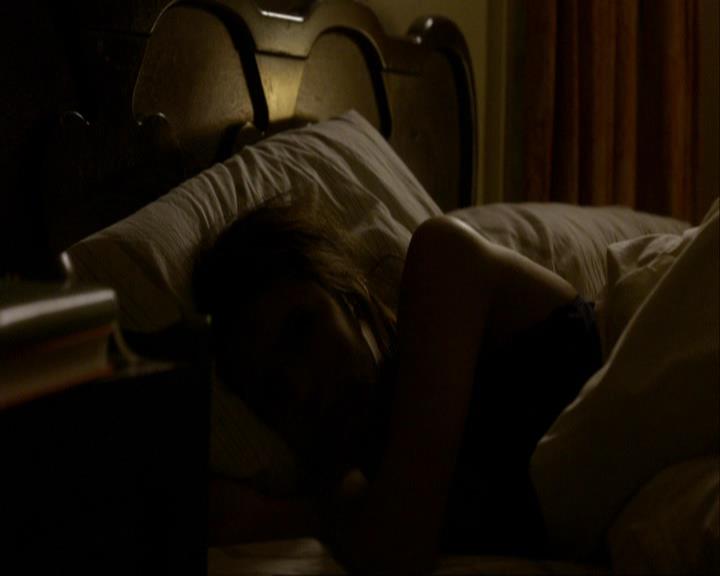 VampireDiariesWorld_dot_org-106LostGirls0429.jpg