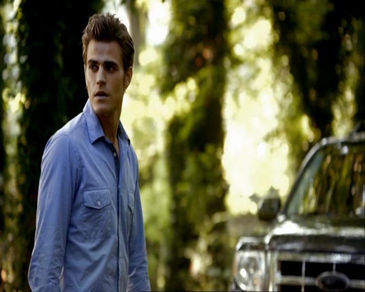 VampireDiariesWorld_dot_org-106LostGirls0695.jpg