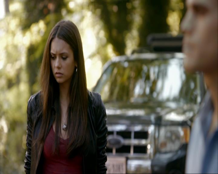 VampireDiariesWorld_dot_org-106LostGirls0713.jpg