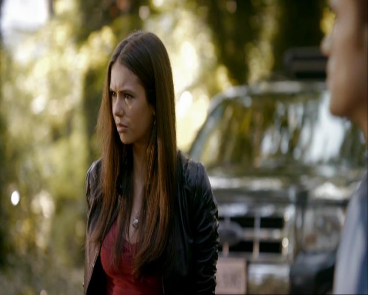 VampireDiariesWorld_dot_org-106LostGirls0715.jpg