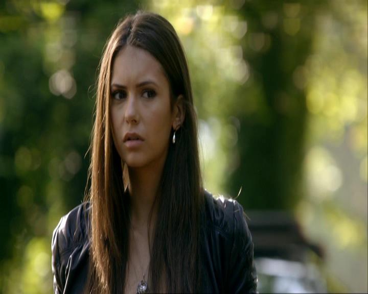 VampireDiariesWorld_dot_org-106LostGirls0717.jpg