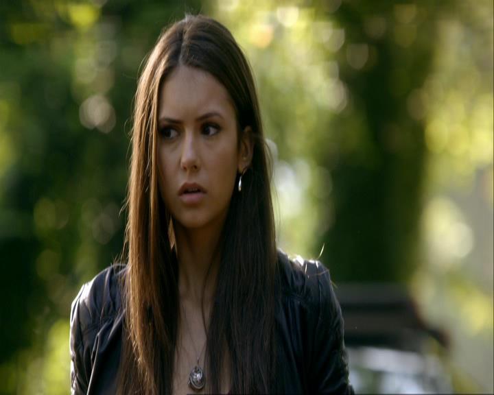 VampireDiariesWorld_dot_org-106LostGirls0719.jpg