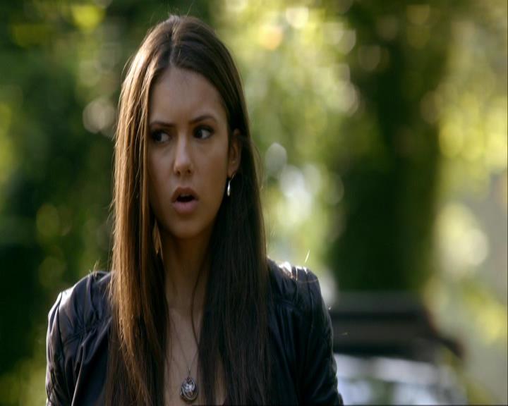 VampireDiariesWorld_dot_org-106LostGirls0720.jpg