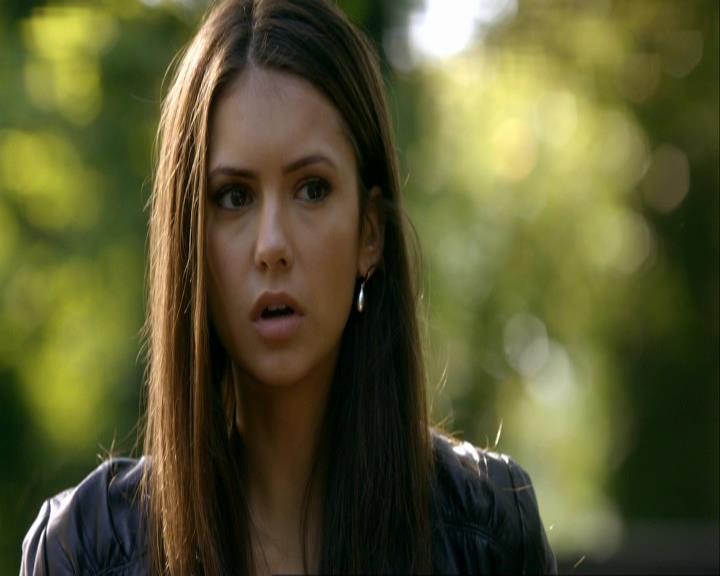 VampireDiariesWorld_dot_org-106LostGirls0732.jpg