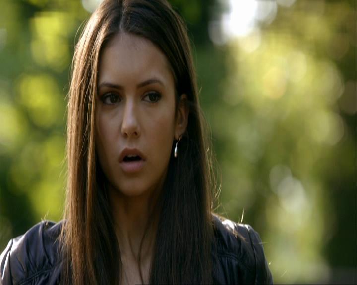 VampireDiariesWorld_dot_org-106LostGirls0733.jpg