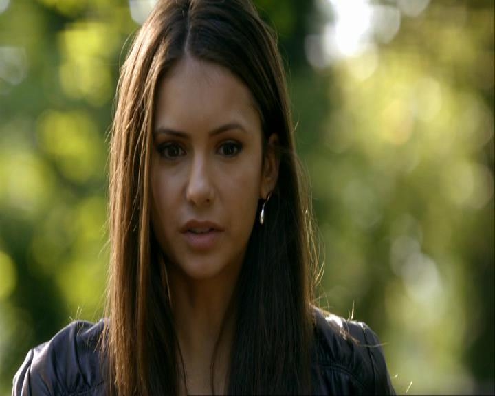 VampireDiariesWorld_dot_org-106LostGirls0734.jpg