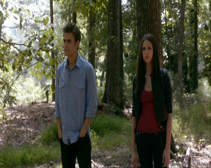 VampireDiariesWorld_dot_org-106LostGirls0806.jpg