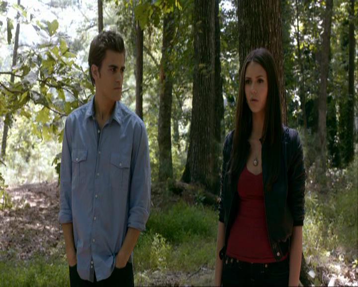 VampireDiariesWorld_dot_org-106LostGirls0808.jpg