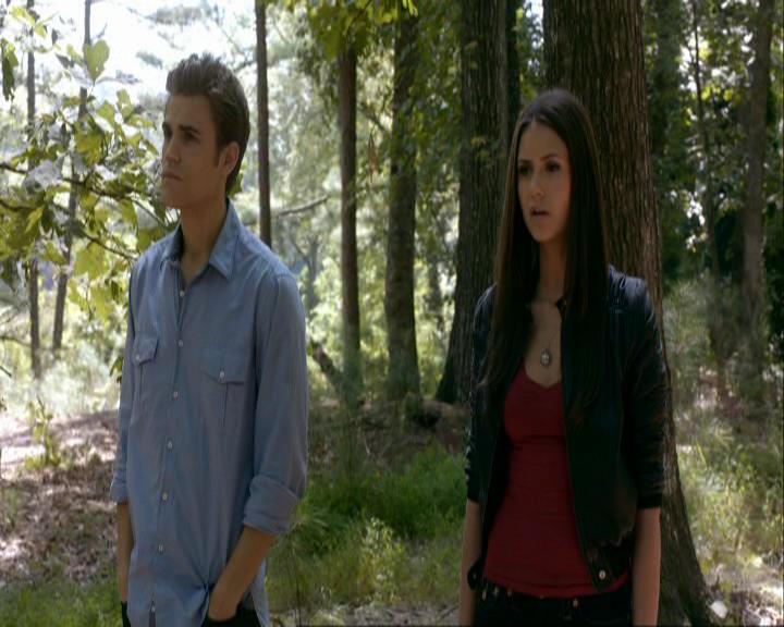 VampireDiariesWorld_dot_org-106LostGirls0809.jpg