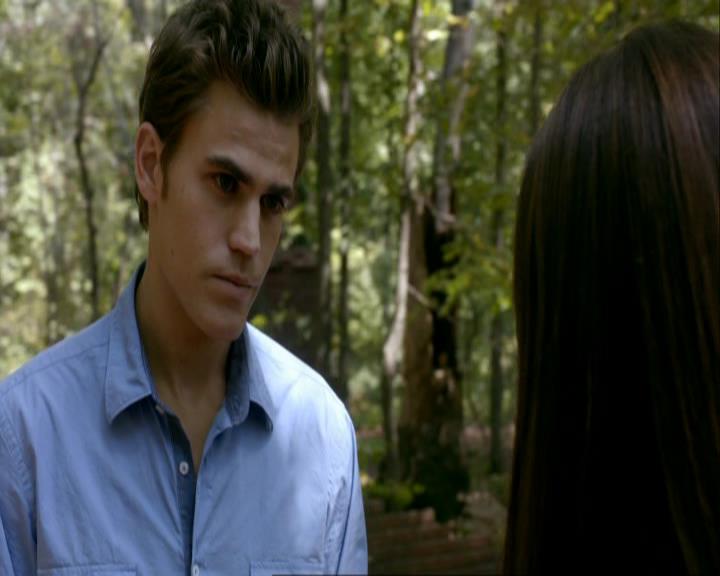 VampireDiariesWorld_dot_org-106LostGirls0820.jpg