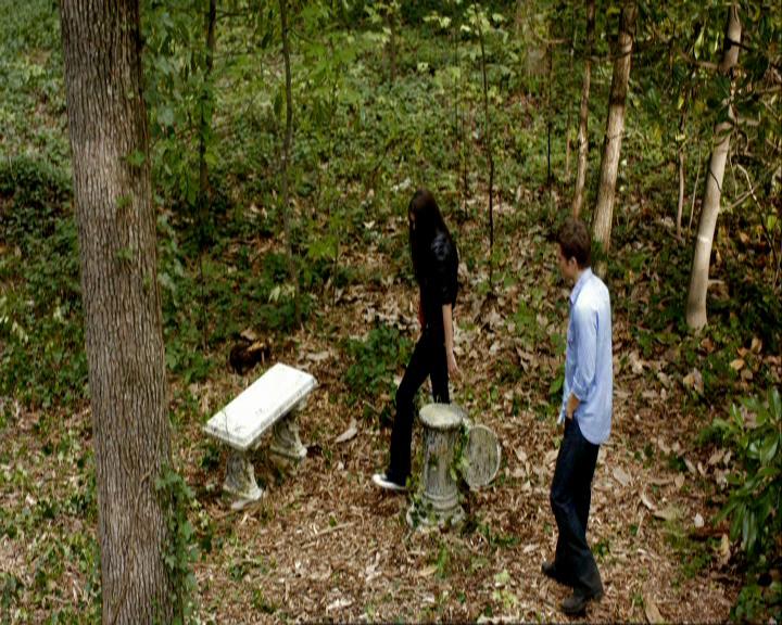 VampireDiariesWorld_dot_org-106LostGirls0882.jpg