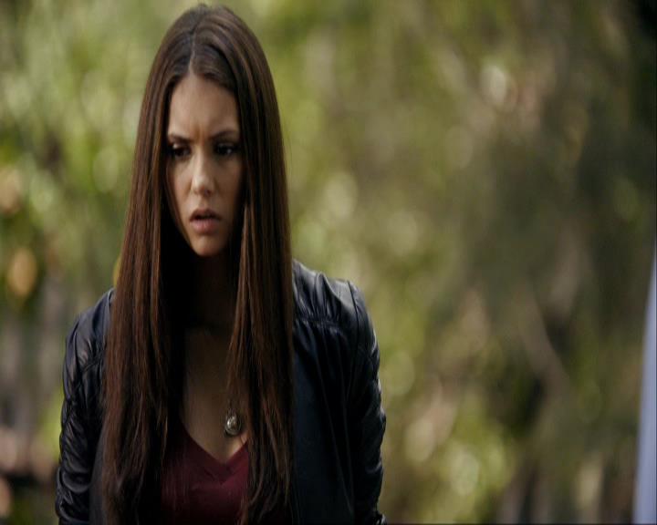 VampireDiariesWorld_dot_org-106LostGirls0898.jpg