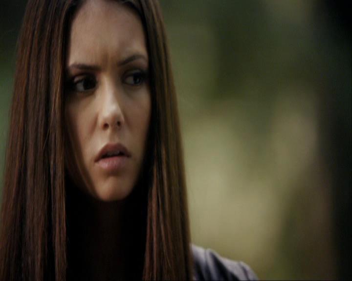 VampireDiariesWorld_dot_org-106LostGirls0905.jpg