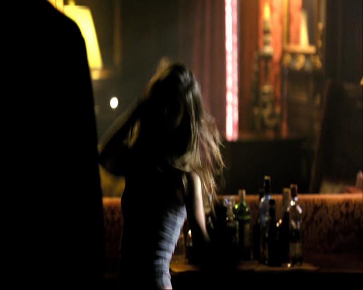 VampireDiariesWorld_dot_org-106LostGirls1209.jpg