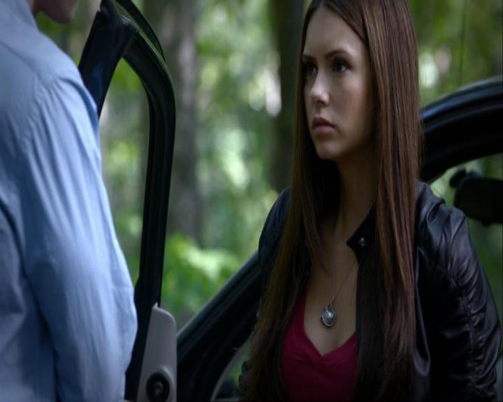 VampireDiariesWorld_dot_org-106LostGirls1502.jpg