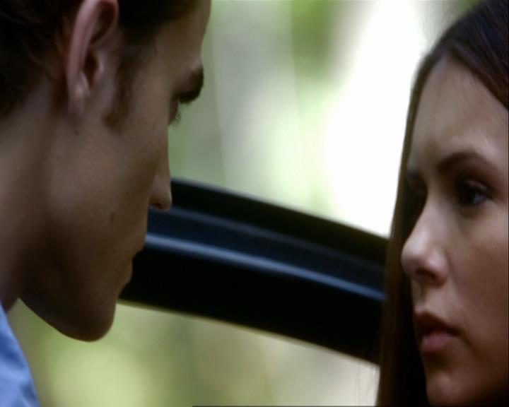 VampireDiariesWorld_dot_org-106LostGirls1533.jpg