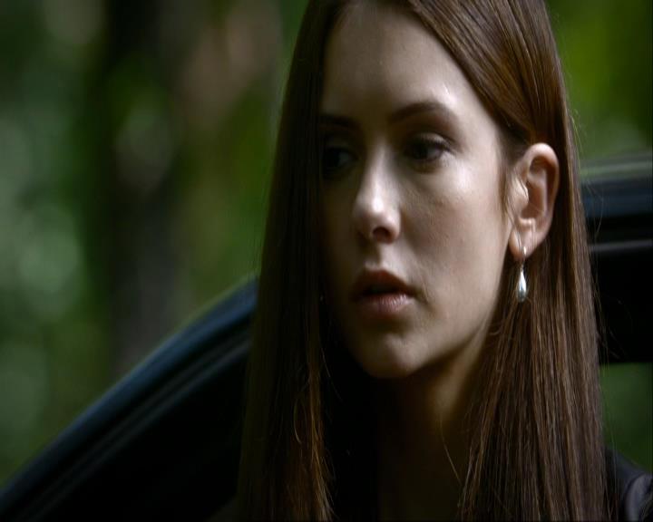 VampireDiariesWorld_dot_org-106LostGirls1548.jpg