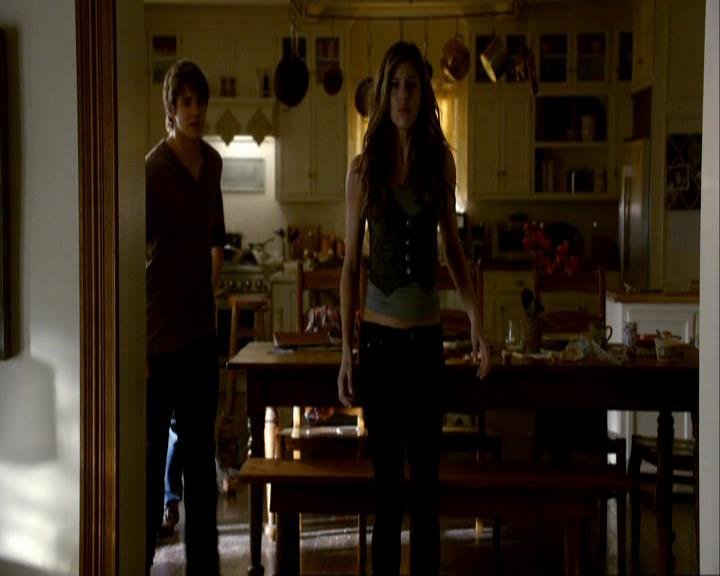 VampireDiariesWorld_dot_org-106LostGirls1588.jpg