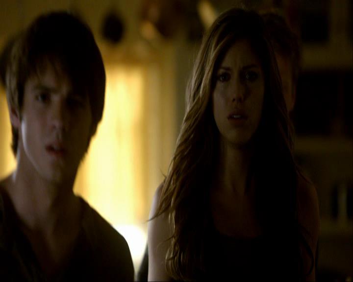 VampireDiariesWorld_dot_org-106LostGirls1591.jpg