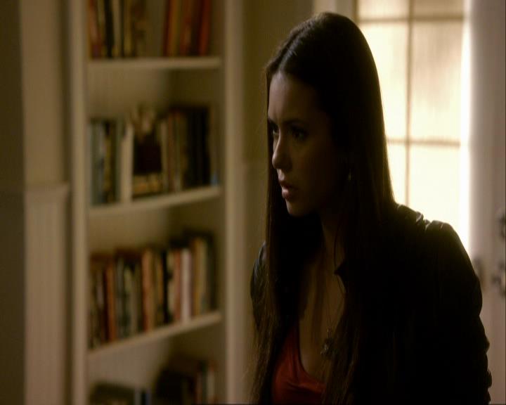 VampireDiariesWorld_dot_org-106LostGirls1650.jpg