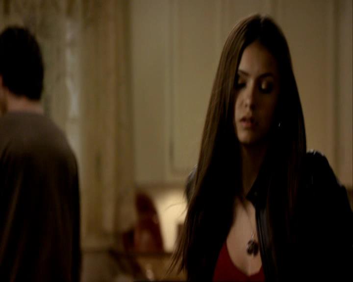 VampireDiariesWorld_dot_org-106LostGirls1840.jpg