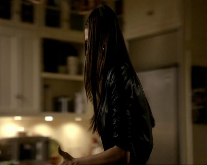 VampireDiariesWorld_dot_org-106LostGirls1843.jpg