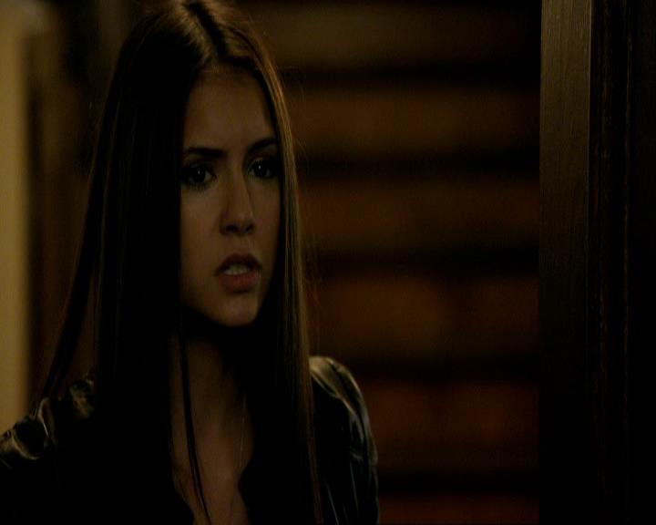 VampireDiariesWorld_dot_org-106LostGirls1873.jpg