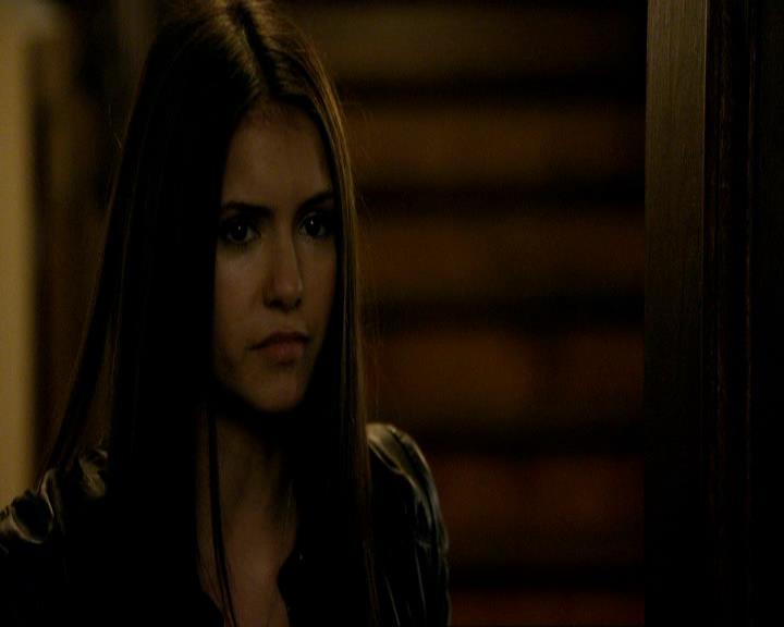 VampireDiariesWorld_dot_org-106LostGirls1874.jpg