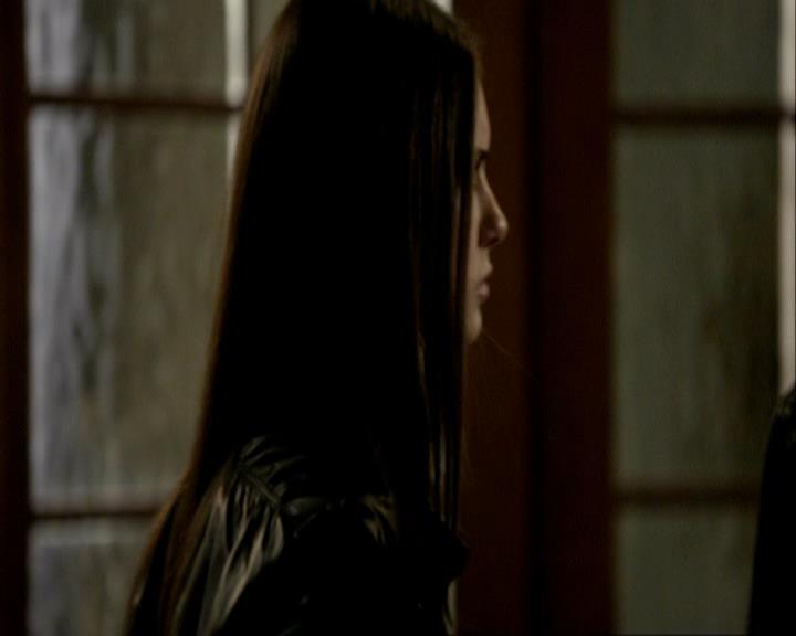 VampireDiariesWorld_dot_org-106LostGirls1889.jpg