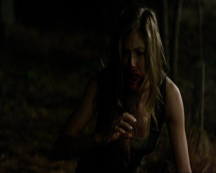 VampireDiariesWorld_dot_org-106LostGirls2101.jpg