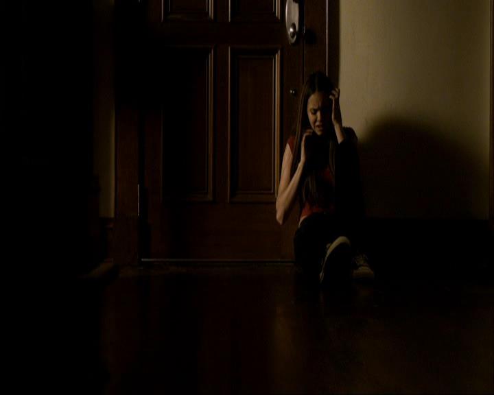 VampireDiariesWorld_dot_org-106LostGirls2265.jpg