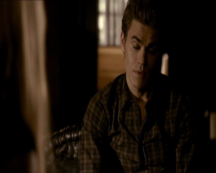 VampireDiariesWorld_dot_org-108-162Candles1089.jpg